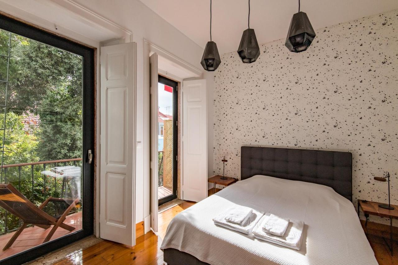 Lost :: Avenida House Gasthof